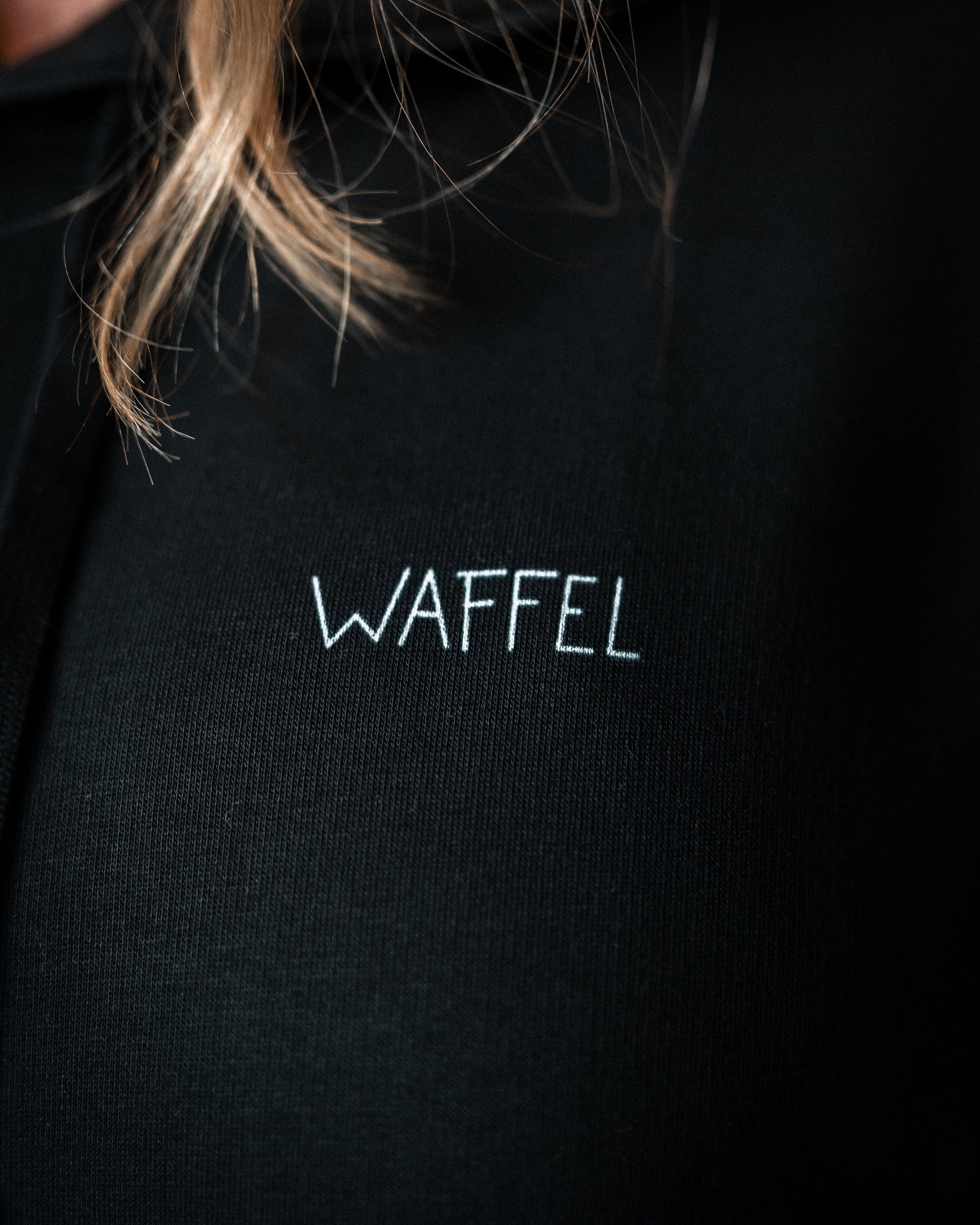 WAFFEL SKETCH HOODIE SCHWARZ