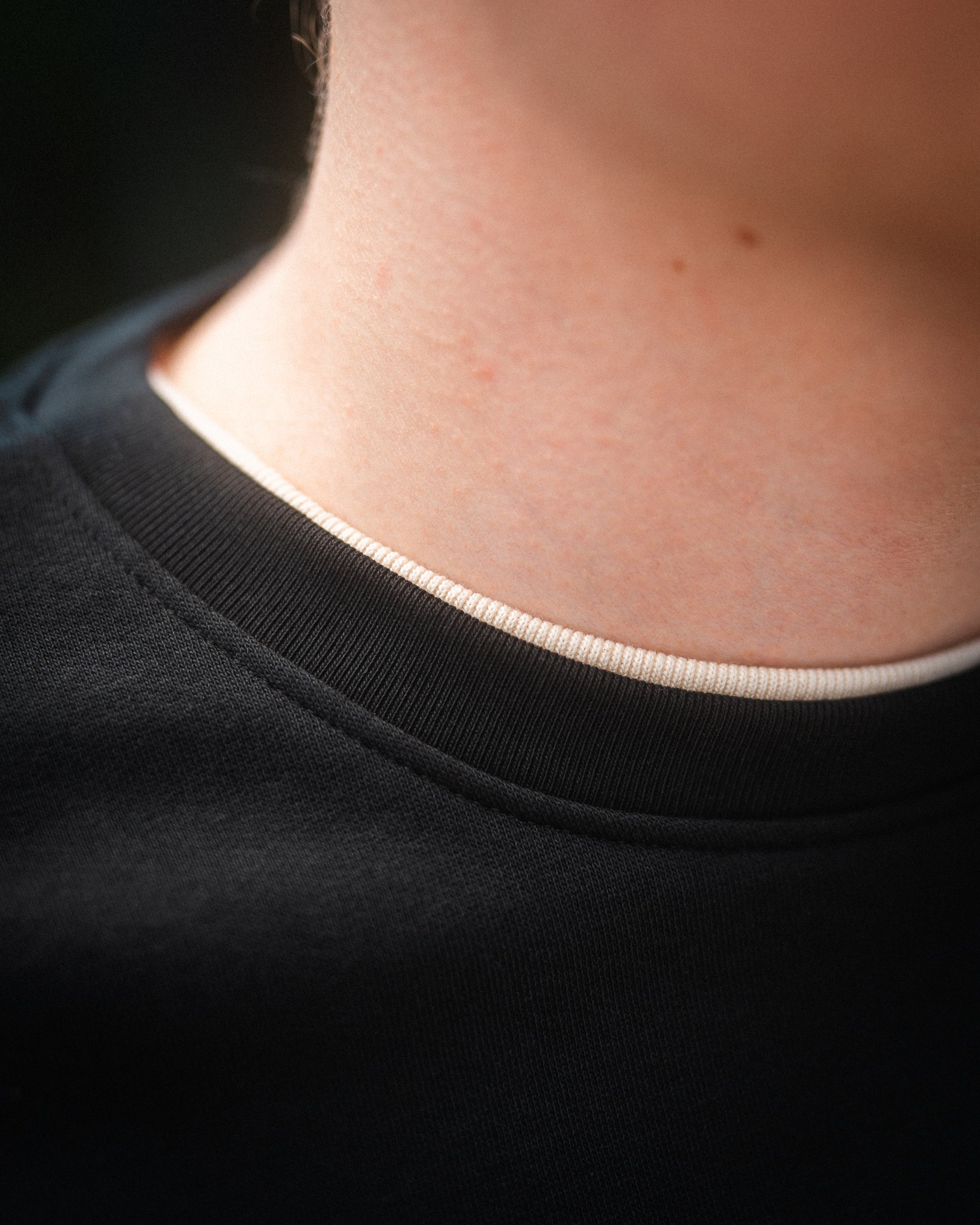 WAFFEL HERZ SWEATER SCHWARZ