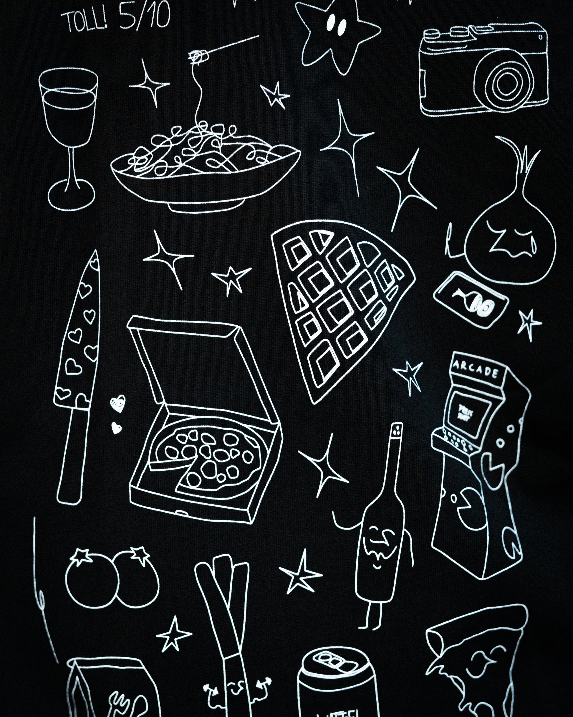 WAFFEL SKETCH SWEATER SCHWARZ